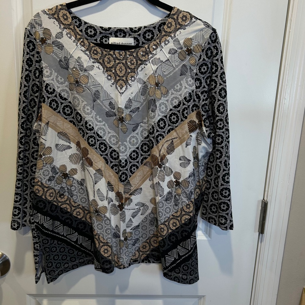 Alfred Dunner Women Knit Top Geometric Floral Rhinestone Embellished Size L